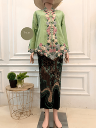 Kebaya Encim Bordir Motif Bunga Tangan Panjang Katun Mikro Premium Nuansa Modern