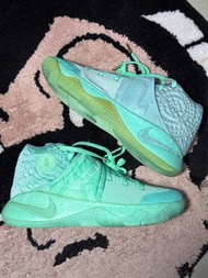 Nike Kyrie 2 What The Kyrie Green Glow