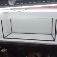 ตู้ไม้น้ำ ตู้ปลา ขอบซิริโคนดำ หนา 5 มิล ขนาด 30 นิ้ว