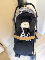 Combi 嬰兒手推車Combi Neyo Compact Auto 4Cas