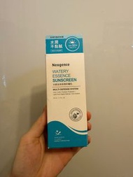 全新 Neogence 水感全效保潔防曬乳