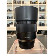 Sony FE 85mm F1.8 With Hood Good Condition