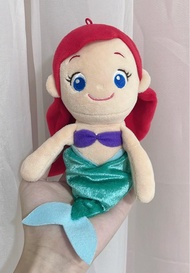 日本絕版美人魚坐桌毛公仔。妙妙貓柴郡貓disneystore 三月兔瘋帽子。代購Disney日本東京迪士尼限定正版 愛麗絲Alice  史迪仔Stitch Duffy/shelliemay/gelat