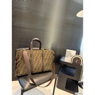 FENDI FENDI Tote Bag FENDI Tassel Bag Easy Interpretation Retro