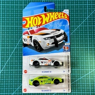 Hot Wheels 1:64 Diecast Combo - '10 Camaro SS