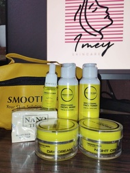 krim wajah Smoothskin krim wajah glowing skincare krim pemutih smooth skin skincare 1 paket smooth