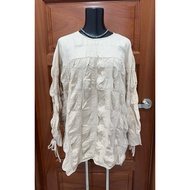 2hand dress.
