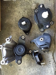 ยางแท่นเครื่องhonda accord G8 2.4แท้ 5ตัว ครบชุด ยางแท่นเครื่อง แท่นเกียร์