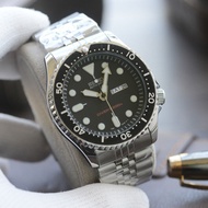 Seiko 5 SKX007 นาฬิกาข้อมือควอทซ์ ปฏิทินคู่ กันน้ํา สําหรับผู้ชาย