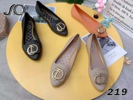 รองเท้าแฟชั้นสไตล์เกาหลี รองเท้าคัชชูผู้หญิง คัทชูผู้หญิง แบบหุ้มส้น ใส่นุ่ม ใส่เบา ใส่สบาย รหัส 219CD