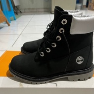 Timberland Boots Wanita/Woman original second/preloved berkualitas