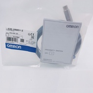 YY The sensor Omron Proximity Sensor E2E-X8MD1-M1TGJ 0.3M  E2E-X8MD1-Z  E2E-X8MD2-Z  E2E-X8MD1-M1G-Z