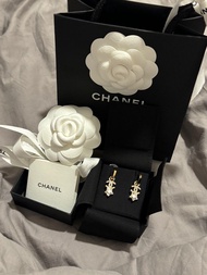 Chanel earrings chanel星星耳環