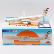 โมเดล Etihad Airways A330-300 ขนาด 1:200 วัสดุอัลลอย