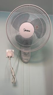Midea 美的12吋掛牆風扇FW30-13Q