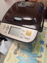 Panasonic 麵包機SD-PT1002