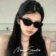 Jennie Sunglasses Snow Boots Women Outdoor Photo Sunglasses Snow Boots Sunglasses Resurrection Schoo