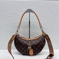 LV新款  looping 豌豆包LV路易威登/Louis Vuitton LOOPING 手袋 Monogram 塗層帆布