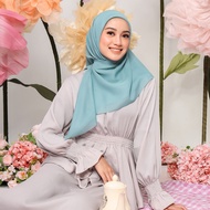 Umama Scarf - Kerudung Polos Jilbab Segi Empat Hijab Daily Paris Olive Laser Cut