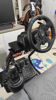 Logitech G923 賽車軚盤連腳踏及排檔車架