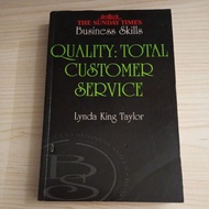 QUALITY BOOK TOTAL CUSTOMER SERVICE BY LYNDA KING TAYLOR