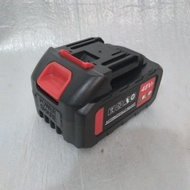 UM(1) BATERAI JLD 48VF (38-108VF) 48VF ( Sesuai Foto) 18-21V 3.0AH SOCKET LXT MAKITA Gerinda jld bor