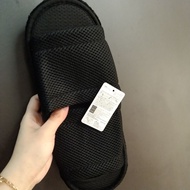 HITAM Daiso Slippers Home hotel bath slipper 1 Pair Black