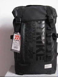 日本預訂 alpha industries logo 防水料 22L揹包