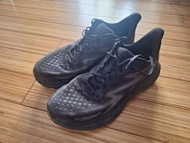 Hoka Clifton 9