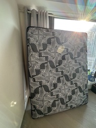 EMMAS Bangaree Queen Size Mattress 床褥