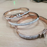 Fashionable Bangle (silver)