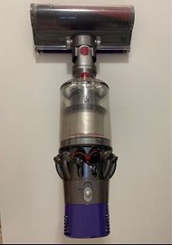 Dyson V10（功能完好）少少瑕疵機 全套配件加額外一個副廠電池