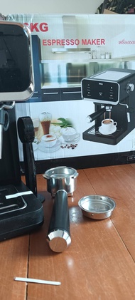 SKG เครื่องชงกาแฟสด รุ่น SK-1207 แถมฟรี!! ก้านชงถ้วยกรอง 2 ขนาดช้อนตักกาแฟ