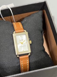 全新 COACH Cadie 手錶錶殼直徑約：17.5毫米 x 28.5毫米 焦糖 皮革 錶帶 腕錶 手錶 長方形表面