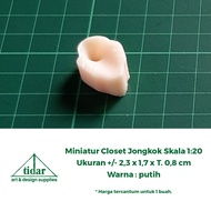 Miniatur Maket Closet / Kloset Jongkok MH skala 1:20
