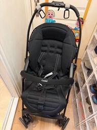 Combi 嬰兒手推車