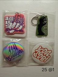 yoasobi鑰匙扣、襟章、掛繩 周邊