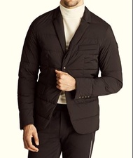 全新正品貨 Armani Collezioni 西裝領羽絨外套 冬天不能沒有的單品 給你溫暖兼顧時髦