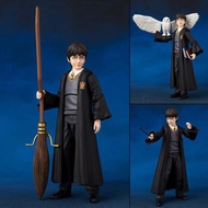 รับของขวัญสำหรับเด็ก Harry Potter SHF Action Figure รุ่นตัวละครดูมอลติมิติที่เคลื่อนไหวได้พร้อมกล่อง