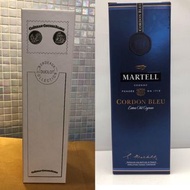 Chateau Chevalier Blanc 2004 box 紙盒一個 ($20) a Martell Cordon Bleu Extra Old Cognac 馬爹利藍帶干邑(1 Ltr)吉盒一