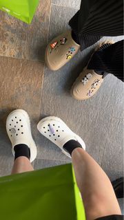 Crocs 二手厚底光輪 可付購買證明圖 台中逢甲店購入