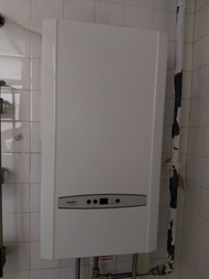 SIMPA RS11RM 即熱式熱水爐