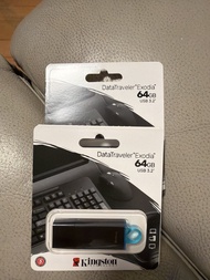 Kingston DataTraveler Exodia 64GB USB 3.2 手指