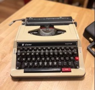 老式復古Clover機械式打字機(附原盒 功能正常)