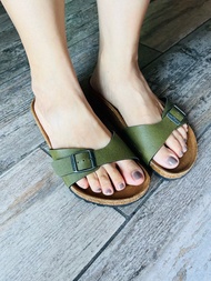 Birkenstock Sandals, Madrid 罕見啞光綠色 襯黑色底