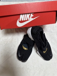 Nike Air Rift 忍者鞋 黑白