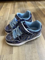 Heelys 暴走鞋