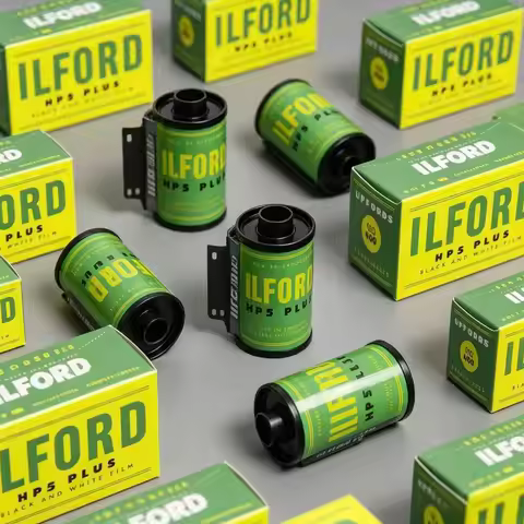 ILFORD HP5 Plus 400 135 Professional B&W Film Original For 35mm Film Camera Photography Vintage Edit
