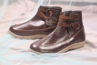 Sepatu WANITA BOOTS Kulit Sapi Crazy Horse Pull UP