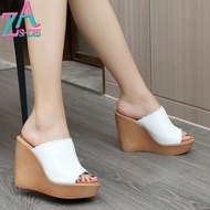 ZAZA รองเท้าแตะผู้หญิงขนาด11ซม.,รองเท้าแตะส้นหนาเกาหลีรองเท้าเสริมส้นของผู้หญิงที่มีคุณภาพสูงกลางแจ้งกันน้ำรองเท้าหนังแท้
